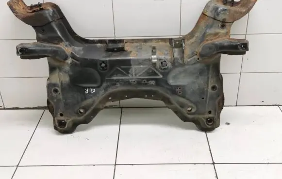 Citroen C4 I Front subframe