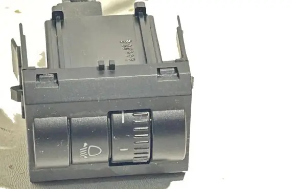 Headlight level height control switch