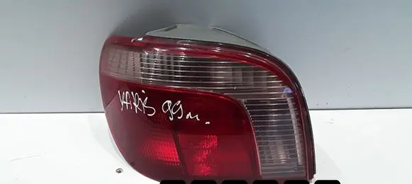 Toyota Yaris Rear/tail lights
