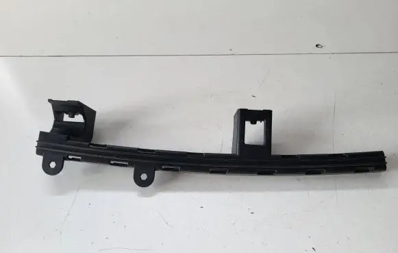 Opel Crossland X Rear door windshield rail 13454325