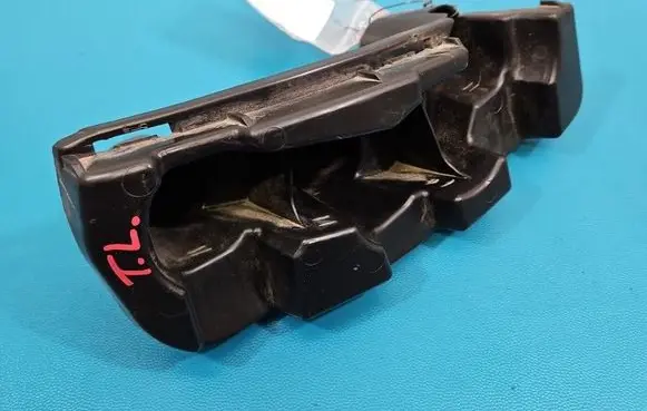 Dacia Duster III Rear bumper mounting bracket 850451041R IMPRK1571698