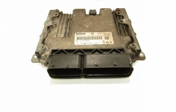 Alfa Romeo 156 Engine control unit/module 0281011425