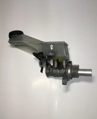 Nissan Qashqai Master brake cylinder 0204Y24277