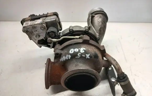 BMW X5 E70 Turbo 779975808 0HT02378F 7778530012