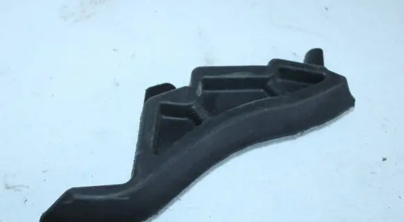 Toyota Yaris XP210 Fender foam support/seal 53153K0020