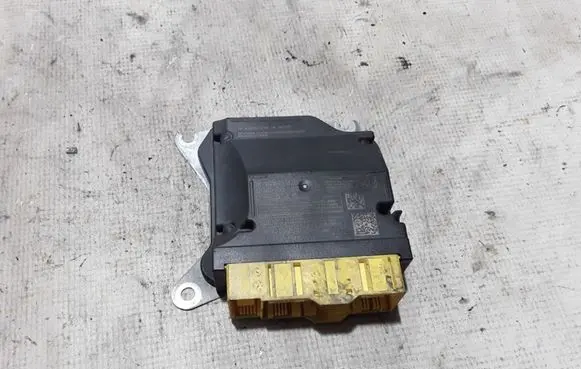 Mercedes-Benz GLE W167 Airbag control unit/module A1679025209