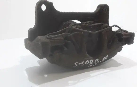 Skoda Superb B6 (3T) Front brake caliper