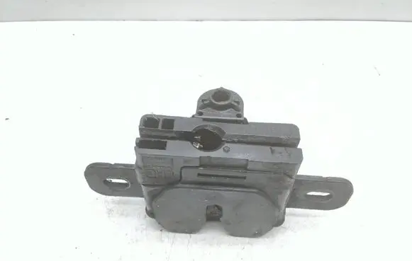 Volvo S60 Engine bonnet/hood lock/catch 31218878