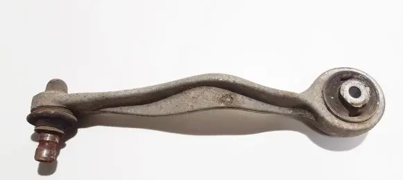 Volkswagen PASSAT B5 Front lower control arm/wishbone