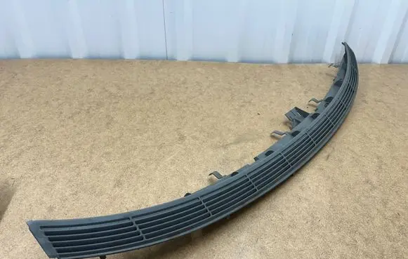 BMW 3 E46 Parcel shelf grill 51468226490 8226490 8203763