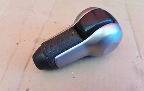 Nissan X-Trail T31 Gear shift switch/knob 