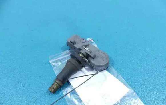 Hyundai Veloster Tire pressure sensor 52933-2V000 IMPRK911559