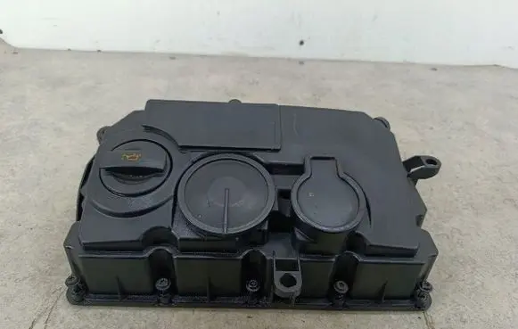 Volkswagen PASSAT B6 Rocker cam cover 