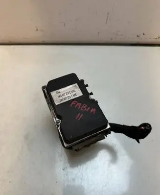 Skoda Fabia Mk2 (5J) ABS Pump 6R0907379C