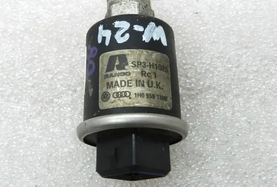 Seat Alhambra (Mk1) Air conditioning (A/C) pressure sensor 1H0959139B 7M3959139