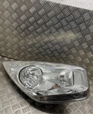 KIA Venga Headlight/headlamp 1P92102000 921021P000