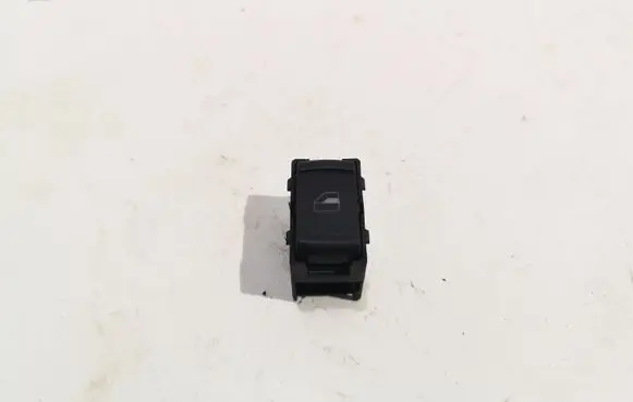 Volkswagen PASSAT B5 Electric window control switch