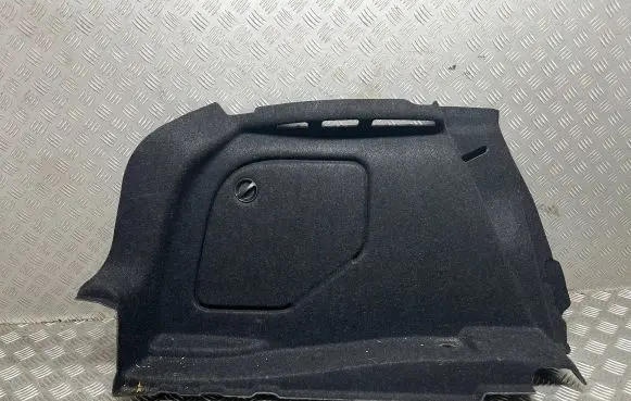 Trunk/boot side trim panel