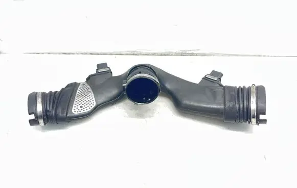 Mercedes-Benz CLK A209 C209 Turbo air intake inlet pipe/hose A6420946397