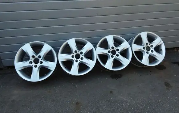 BMW 1 E81 E87 R17 alloy rim 6775622 6775623