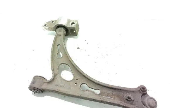 Skoda Octavia Mk2 (1Z) Front lower control arm/wishbone 1K0407153G