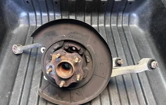 Infiniti FX Rear wheel hub spindle/knuckle 43202JK00A 555011CA0A