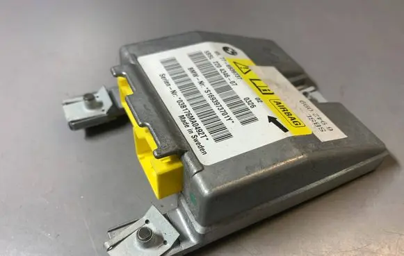 BMW 5 E60 E61 Airbag control unit/module 6939737 03B176MA0492T 2204346