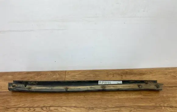 Ford F150 Seal rubber (tailgate) FR3B17K945