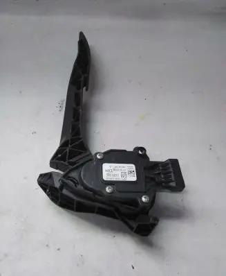 Opel Insignia A Accelerator throttle pedal 13237356HD