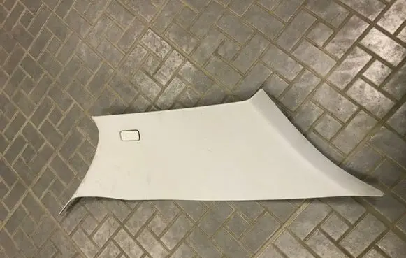 BMW 1 E81 E87 Airbag cover 51437058340 17365810