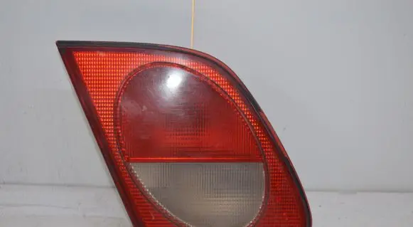 Mercedes-Benz E W210 Tailgate rear/tail lights A21082009649 A2108200964