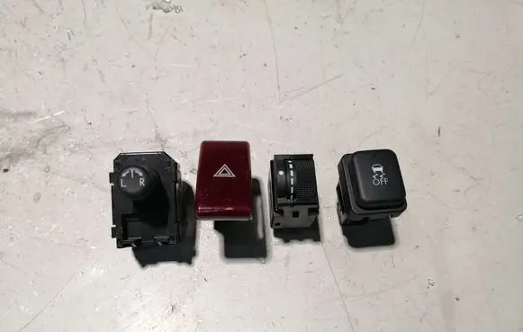 Subaru Impreza IV A set of switches 83061FJ010