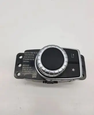 Multifunctional control switch/knob