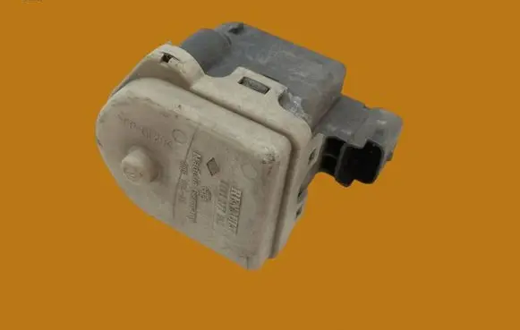 Renault Espace IV Headlight level adjustment motor 8200277945