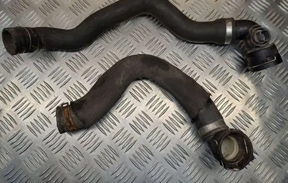 Audi Q7 4L Engine coolant pipe/hose 7L6122051T 7L6122291M 4F0121055J
