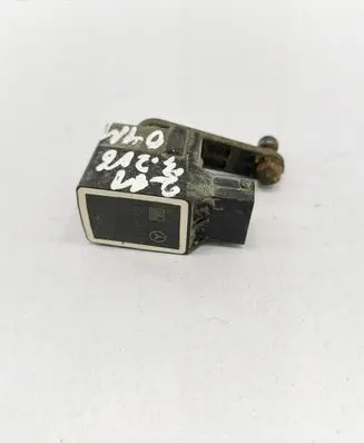 Mercedes-Benz E W211 Air suspension front height level sensor A0105427717