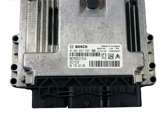 Peugeot 206+ Engine control unit/module 9677031380