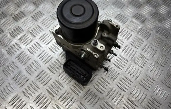 Lexus IS 220D-250-350 ABS Pump 4454053100