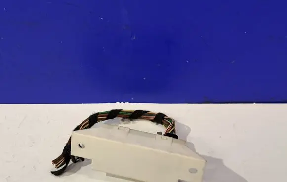 Mercedes-Benz C W204 Light module LCM A1669007101 A1669010201