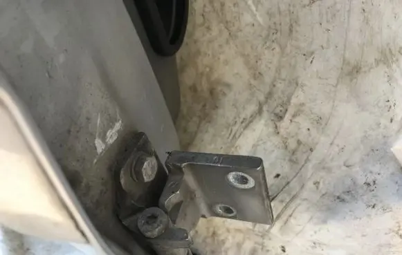 Peugeot 806 Front door upper hinge