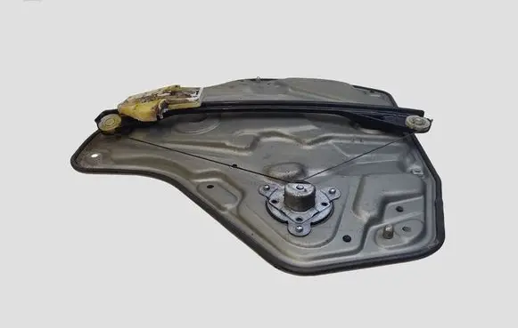 Skoda Octavia Mk2 (1Z) Rear door manual window regulator 1Z0839656