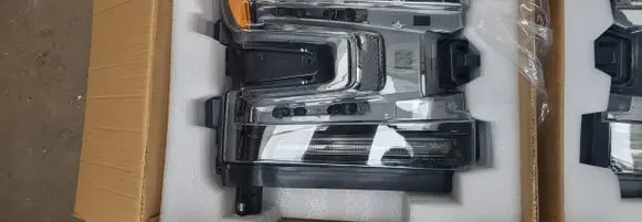 Chevrolet Silverado Headlight/headlamp