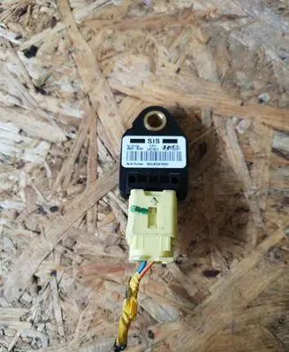 Hyundai i30 Airbag deployment crash/impact sensor 959203K000