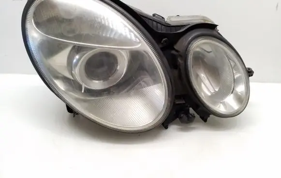 Mercedes-Benz E W211 Headlight/headlamp 15436000 5DV00829000 A0028202426