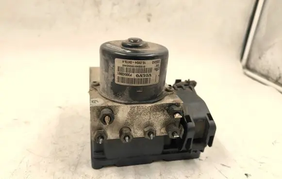 Volvo V70 ABS Pump P30643981 06540822131042 335243