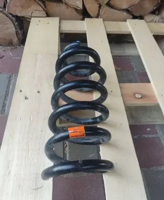 BMW X5 F15 Front coil spring 6862235