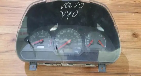 Volvo S40, V40 Speedometer (instrument cluster) 30819872