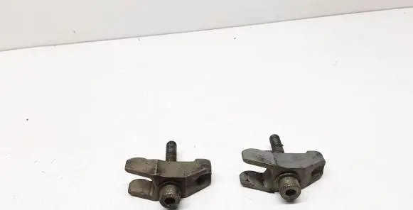 Volvo V70 Fuel Injector clamp holder