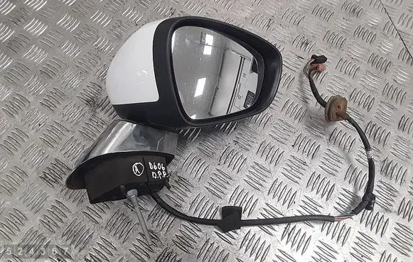 Citroen C5 Front door electric wing mirror E20207156
