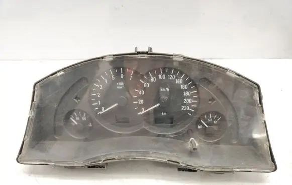 Opel Meriva A Speedometer (instrument cluster) 13173380XR 110080161025 87001432